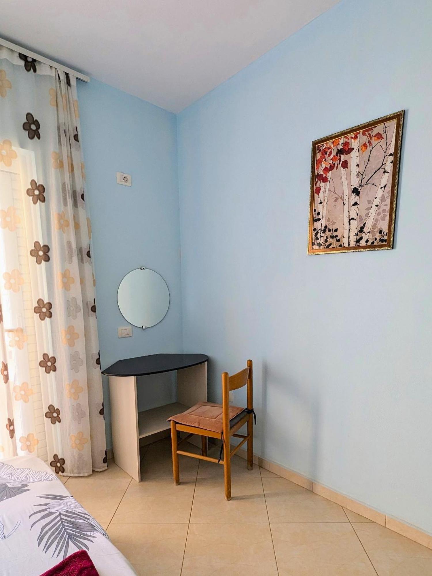 Sarah'S Apartments - 5 Min Walk To Beaches & Boulevard - Big Balcony! Sarande Luaran gambar