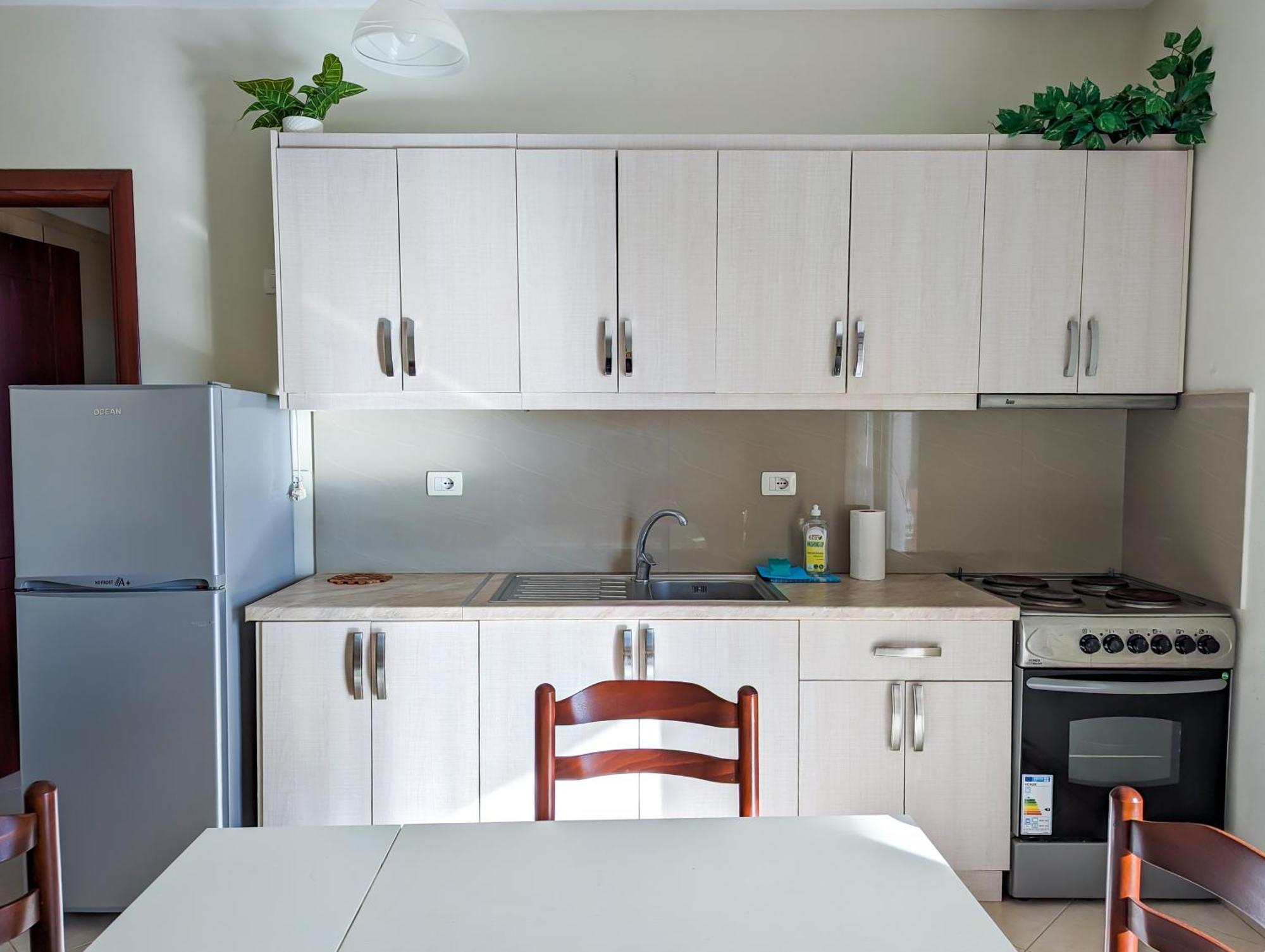 Sarah'S Apartments - 5 Min Walk To Beaches & Boulevard - Big Balcony! Sarande Luaran gambar