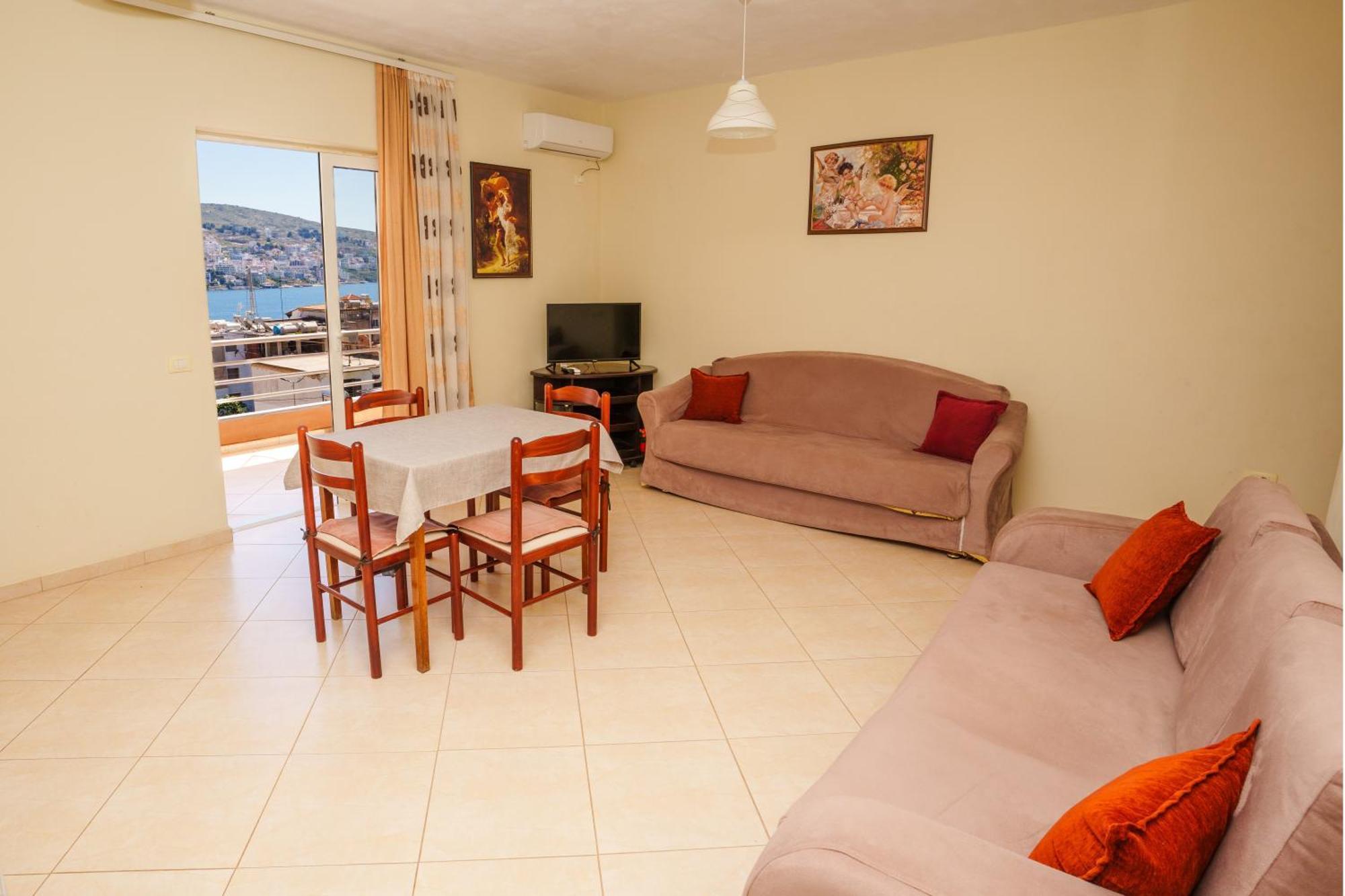 Sarah'S Apartments - 5 Min Walk To Beaches & Boulevard - Big Balcony! Sarande Luaran gambar